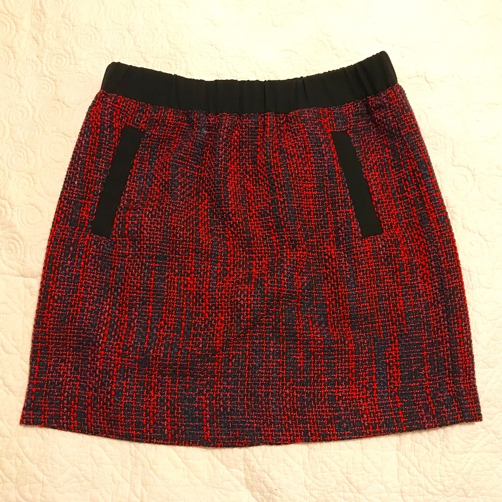 Loft petites miniskirt, fully lined, pretty red weave pattern (SP)